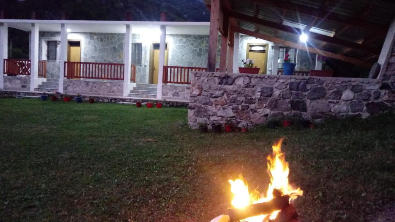 Buni Shqipes Villa Theth Exterior photo